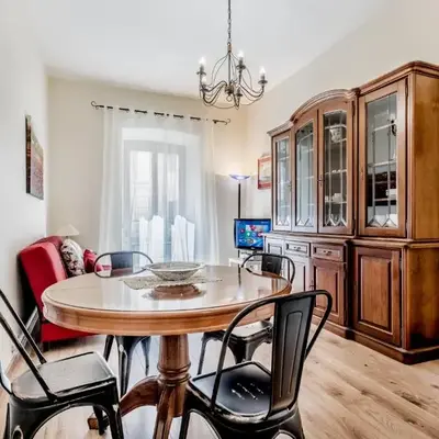 Elegant flat in front of Vatican museum
