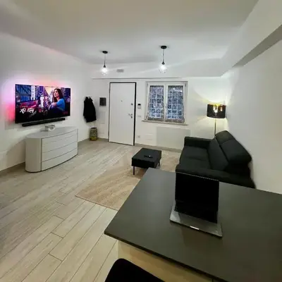 Elegant & Spacious 2BR 2BA Unit with Private Patio