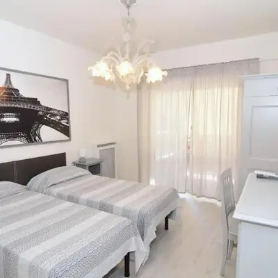 Roma Metro Apartment