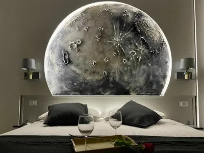 a room with a bed with two wine glasses at Stellar Stays in Rome