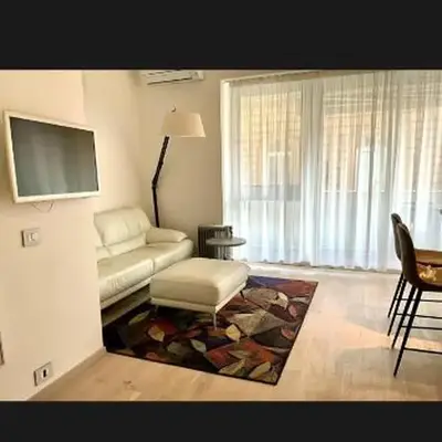Monolocale San Giovanni con Balcone a 50 m dalla metro