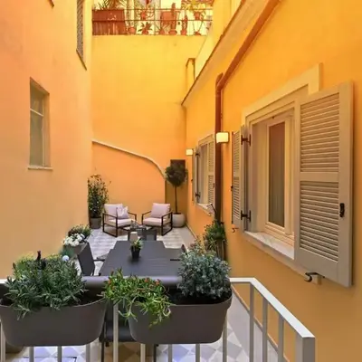 Monti luxury patio apartment