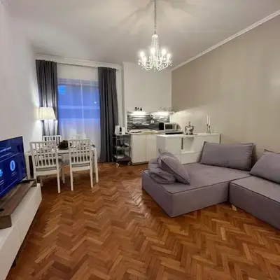 Cozy Donatello Apartment