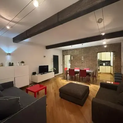 New! Renovated Apt in Ancient Rome