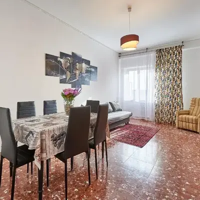 15 minuti da San Giovanni - A c