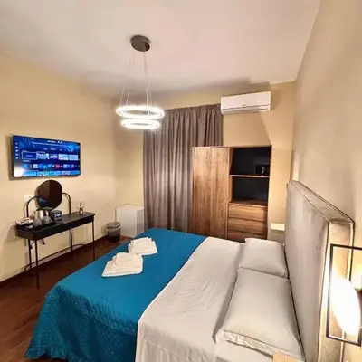 Le Vie di San Pietro Guest House