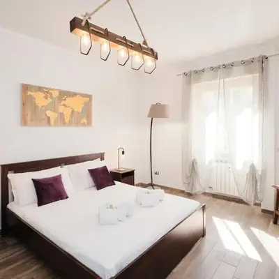 A few minutes from the Colosseum - Free Wi-Fi & Netflix