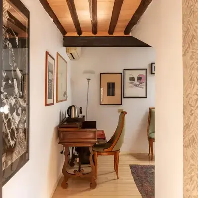 White Room with bathroom and Shared Terrace