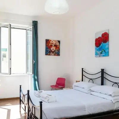 Jenner Apartment by Rental in Rome