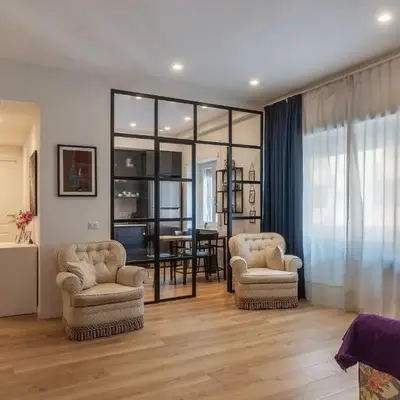 GuestHost - Charming Apartment Metro Cipro