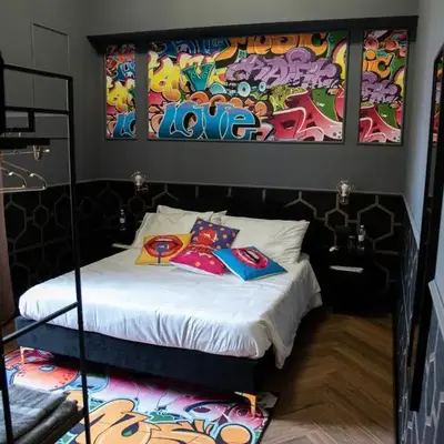 One of one experiences - ART ROOM