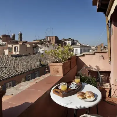 Laurina F1 Studio with Panoramic Terrace - LOCAPPART