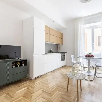 Hostly-The Montebello Suite-Near Trevi