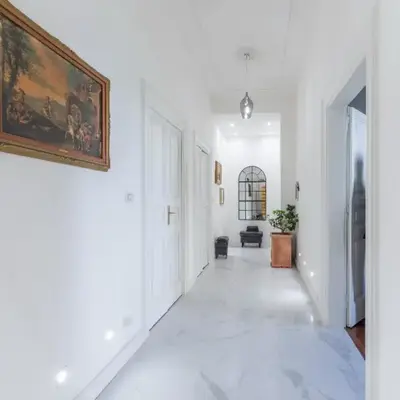 Colosseum Apartment