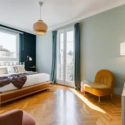 Attico incantevole con idromassaggio e terrazzo