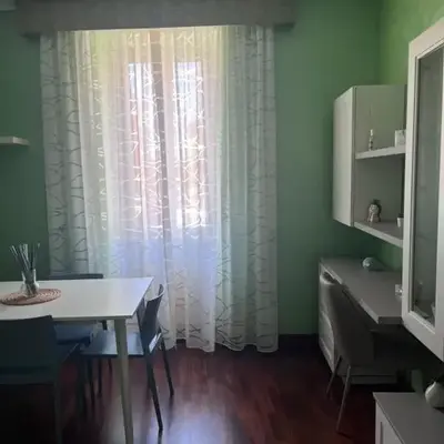 Rome full apt 4 people close to Colosseum Mao house