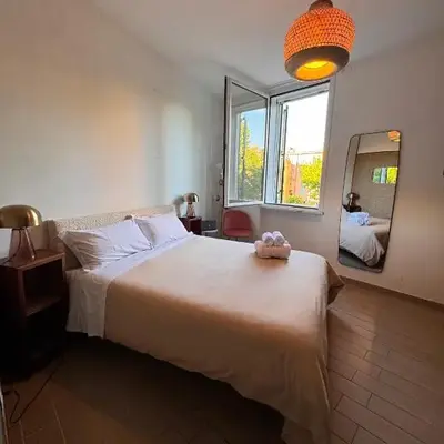 Garibaldi Studio Apt