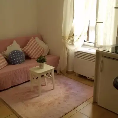 Apartment in Trastevere im Herzen von Rom by Interhome