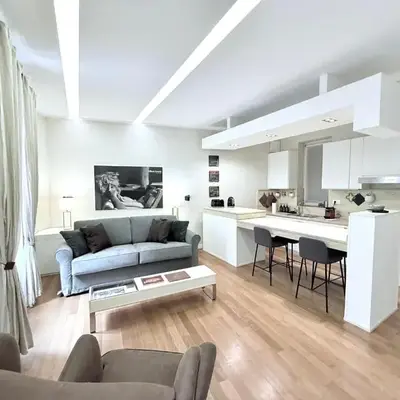 Campo dei Fiori modern apartment with terrace