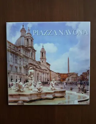 a picture of a fountain in front of a building at Roma sogno infinito in Rome