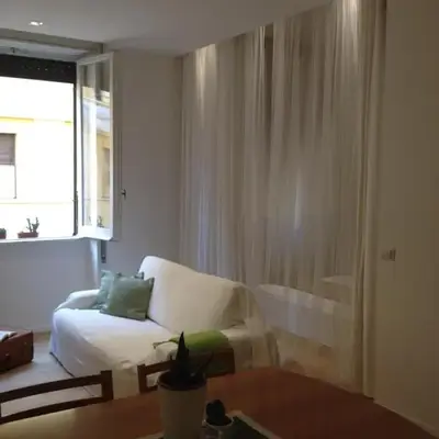White Apartment in San Giovanni