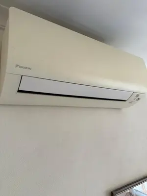 a white ventilator in a ceiling at La Primavera Holidayhouse BEST LOCATION FOR VISIT THE VATICAN in Rome