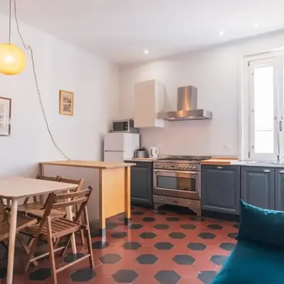 HC - Sunny Apartment in Testaccio!