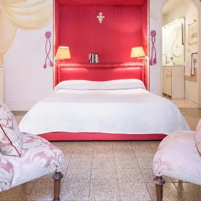 Piazza Colonna Apartment - Charme Holidays