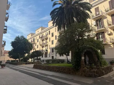 Gallery image of Termini Station apartment AI DUE CORTILI presso le mura aureliane in Rome