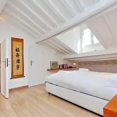 Pantheon Charming Attic | Romeloft