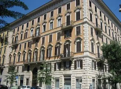 a large building with a lot of windows at A Peace Of Rome B&B in Rome