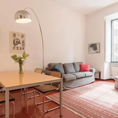 Elizabeth House - WelcomeToRhome