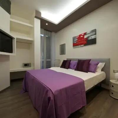 Roma Naif Rooms