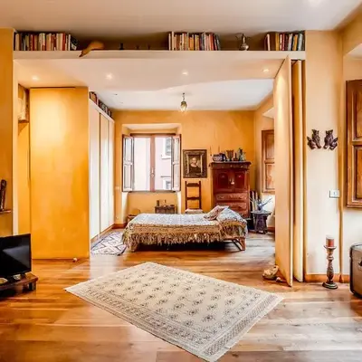 Charming Bright Colosseum apartment