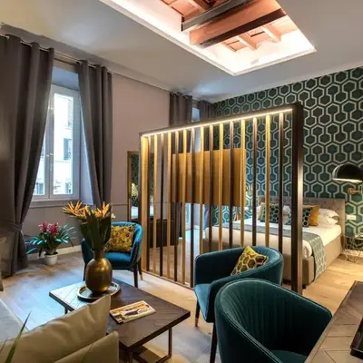 Tree Charme Parliament Boutique Hotel
