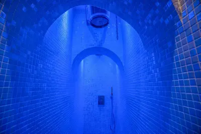 a blue room with a tunnel of blue tiles at Boutique Relais Barozzi & SPA in Rome