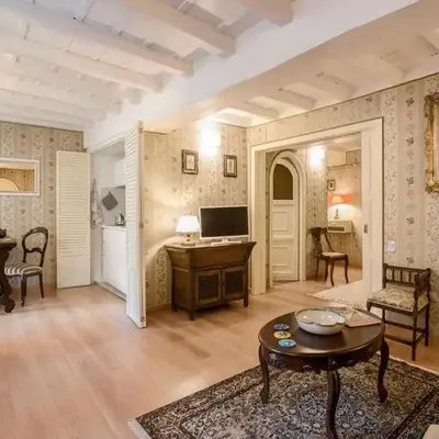 Panoramic Trevi Fountain View Luxury Apt