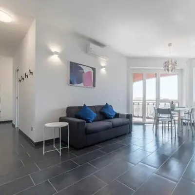Charming Apartment in Rome + Internet