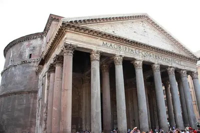 a group of people standing in front of a building at Hotel Priscilla in Rome