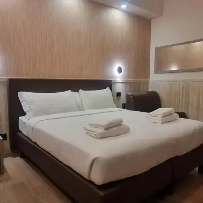 Hotel Pyramid
