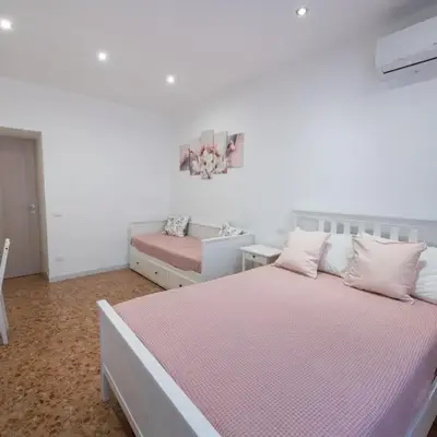 Casa Rosa Beige e Blu