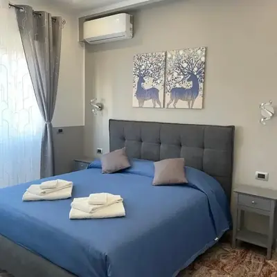 Henry Suite