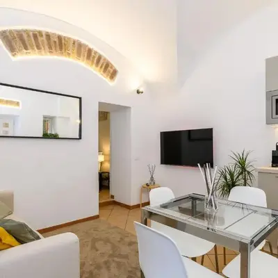 Cozy & Central with Private Entrance by NDP rent